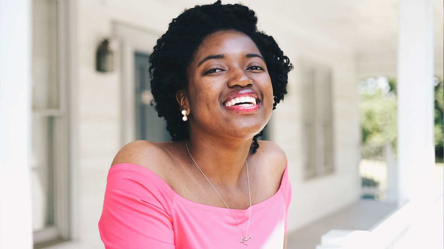 Top 10 Small Gifts and Simple for Girlfriends - Purpink