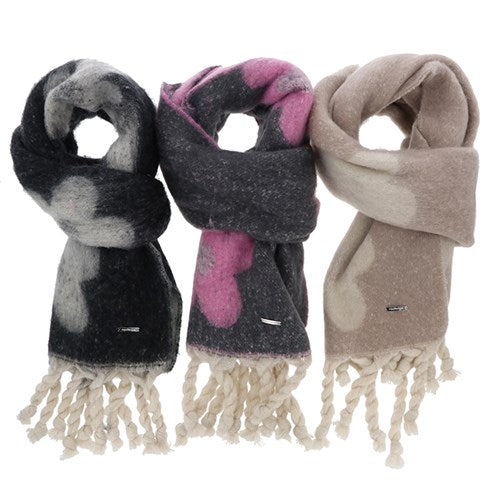 Cosy Modern Flowers Scarf