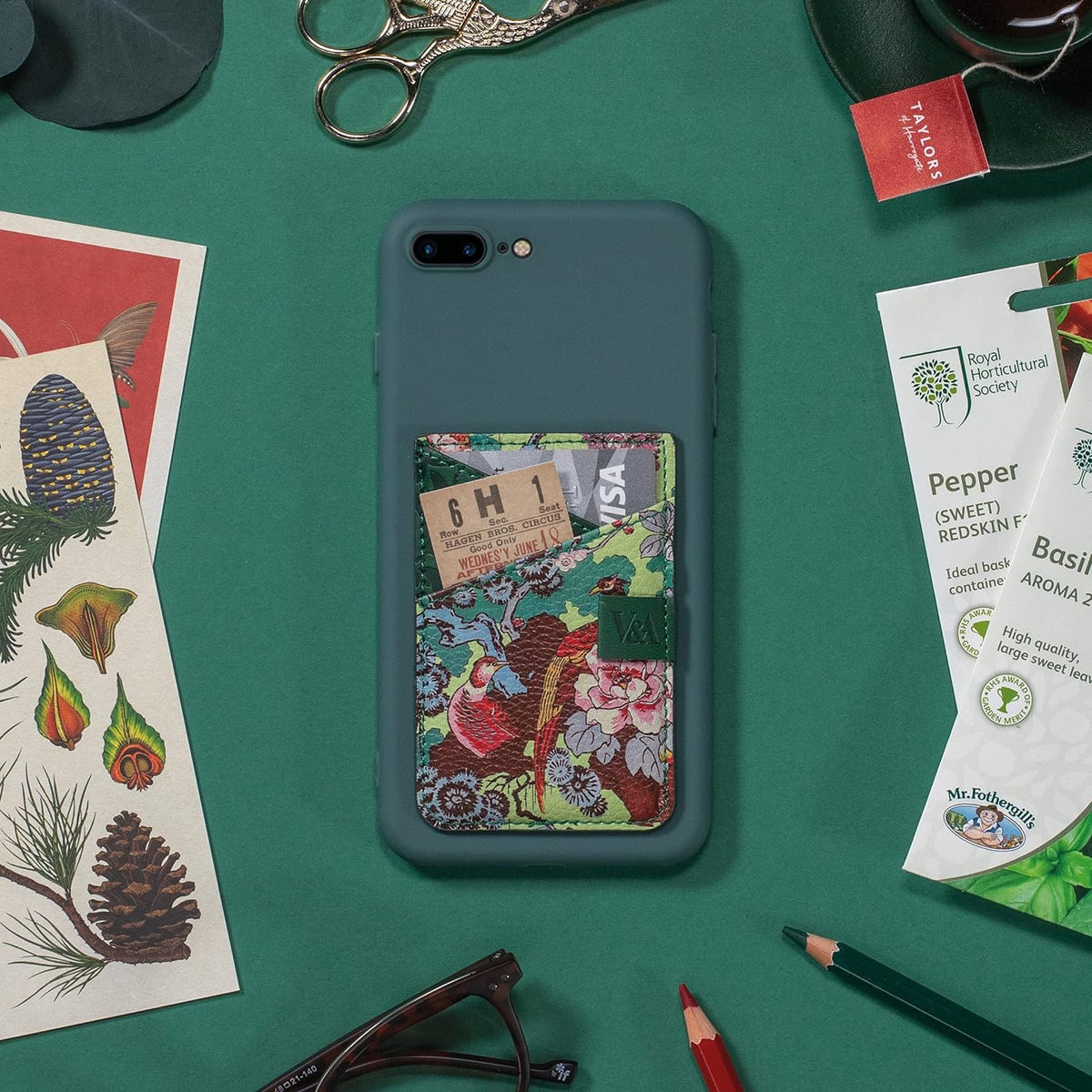 IF V&A Bookaroo Phone Pocket Case