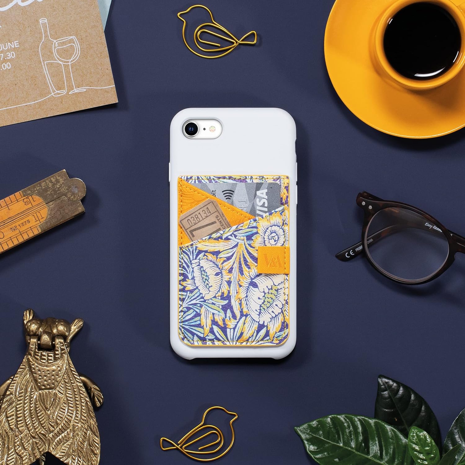 IF V&A Bookaroo Phone Pocket