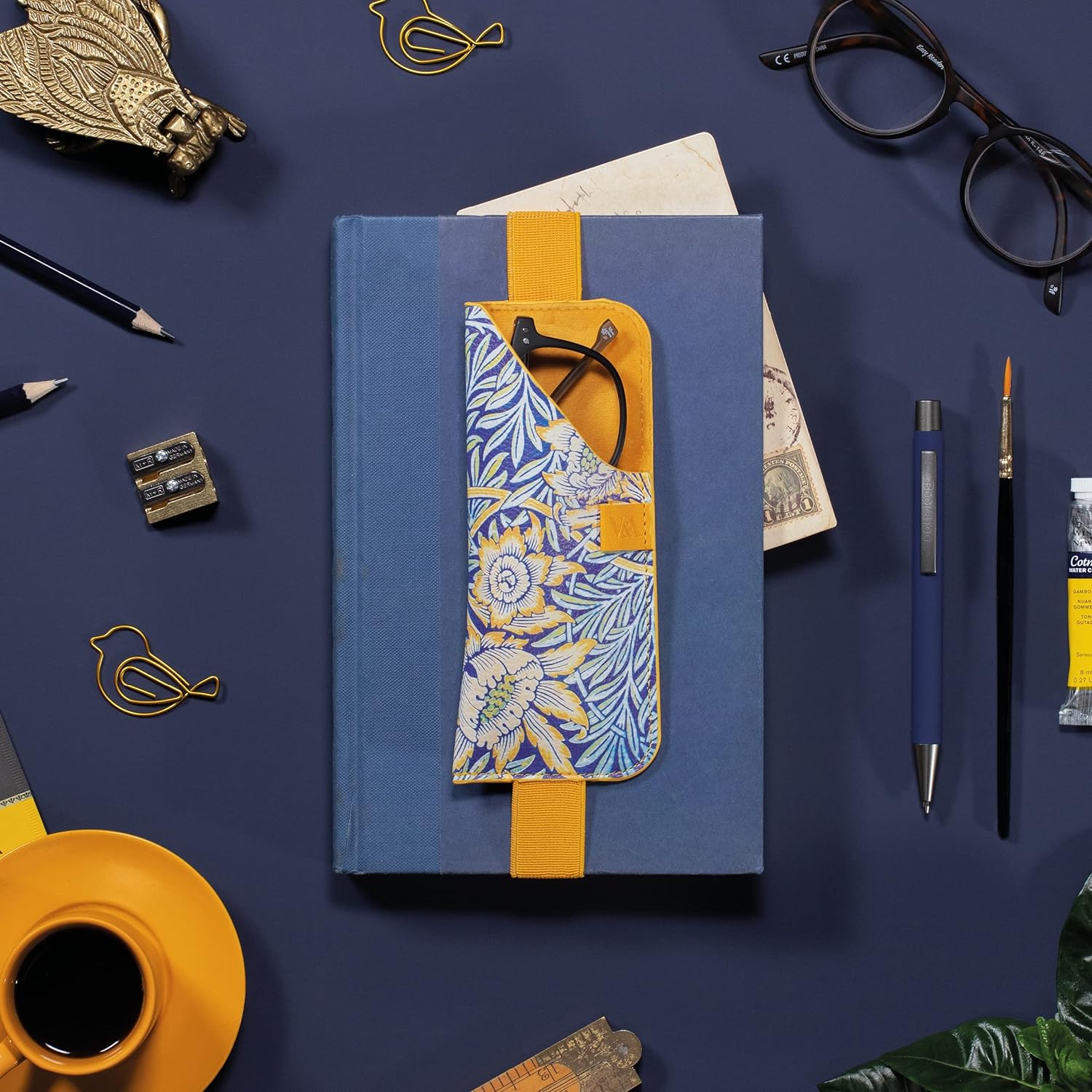 V&A Bookaroo Glasses Case