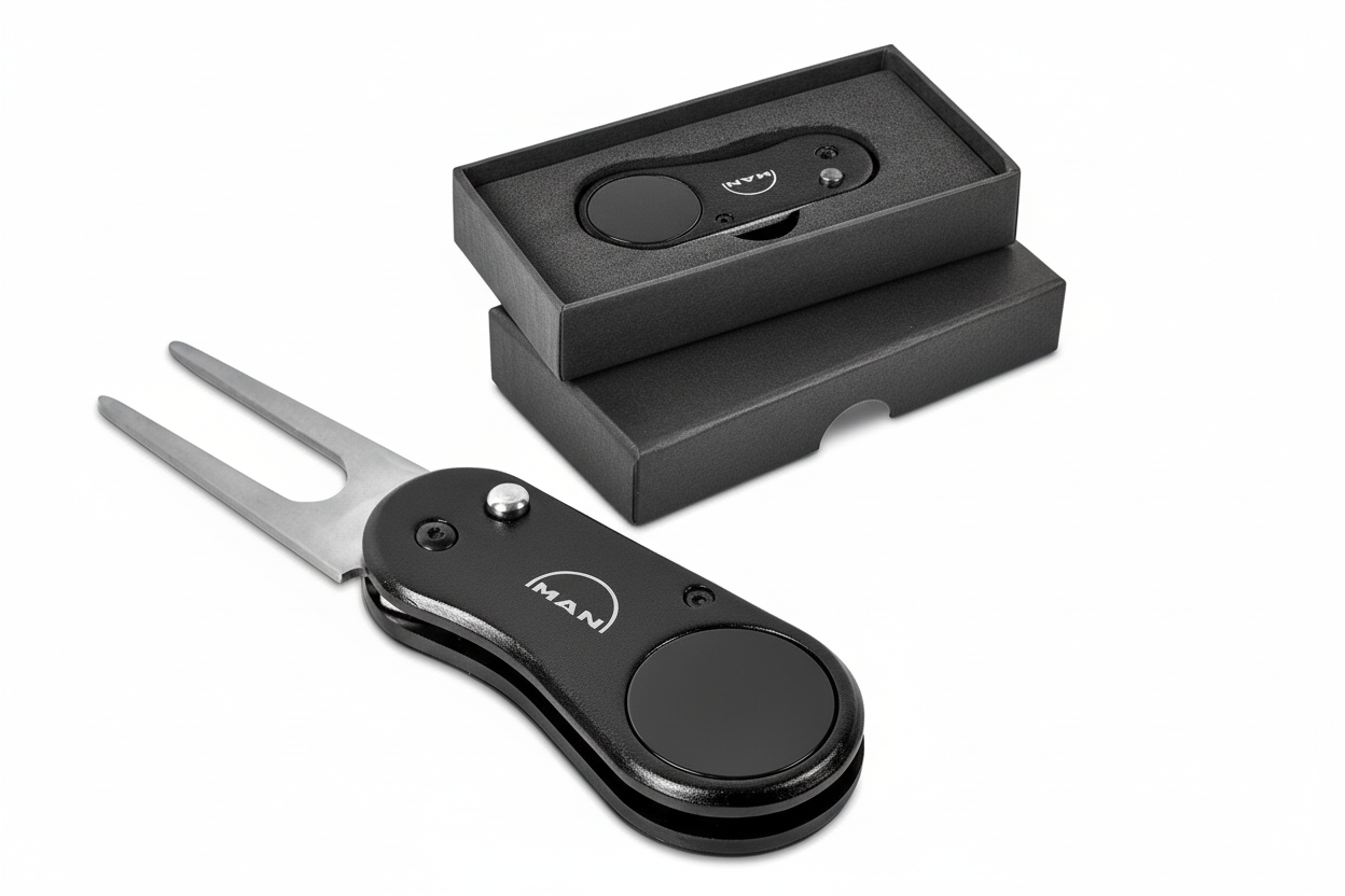 Alex Varga Saros Metal Golf Divot Repair Tool – 7.1 cm Green Repair Tool