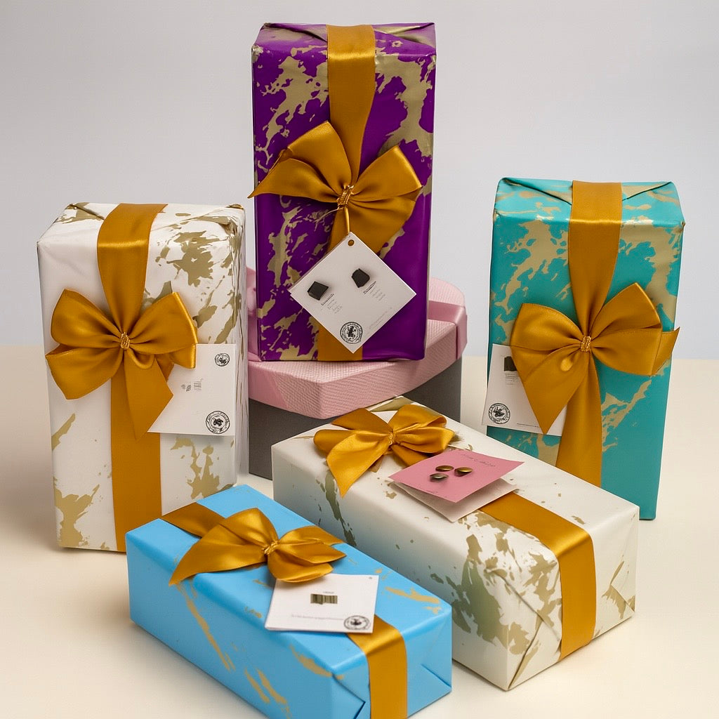 Amatoriah Gift Wrapped Ballotins Chocolates – 250g