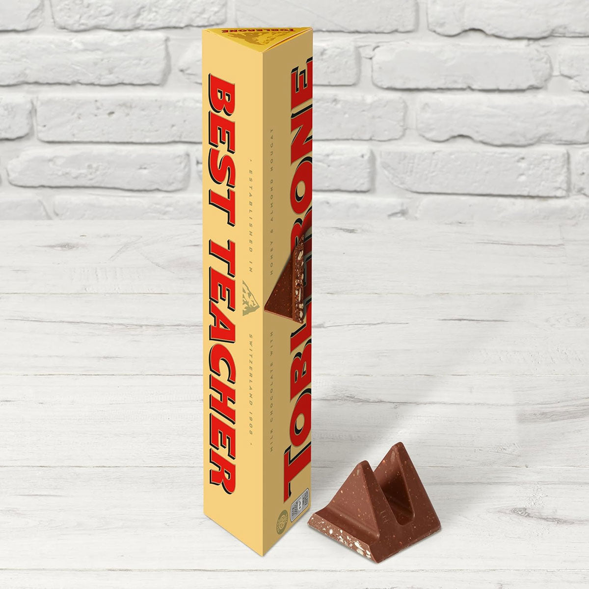 Toblerone Gift Chocolate Bar with Themed Sleeve – 100g