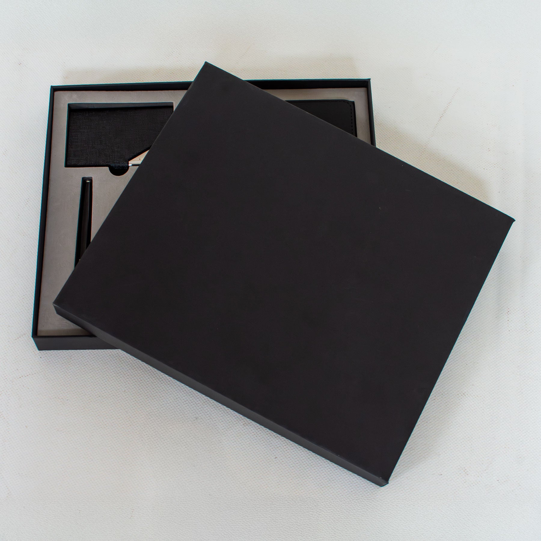 Notebook Gift Set – A5 Notebook & Accessories 6-Piece Set Black & Blue