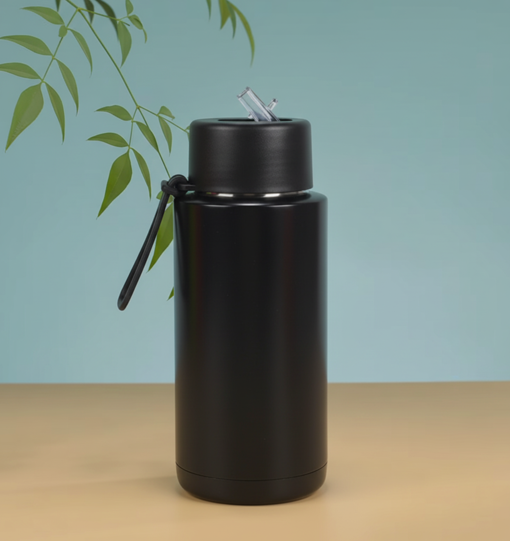 Sports Stainless Steel Tumbler – 1 Litre Large Capacity Bottle with Carry Rope