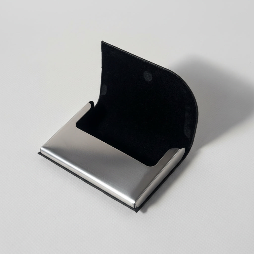 The Arc Bifold Card Holder