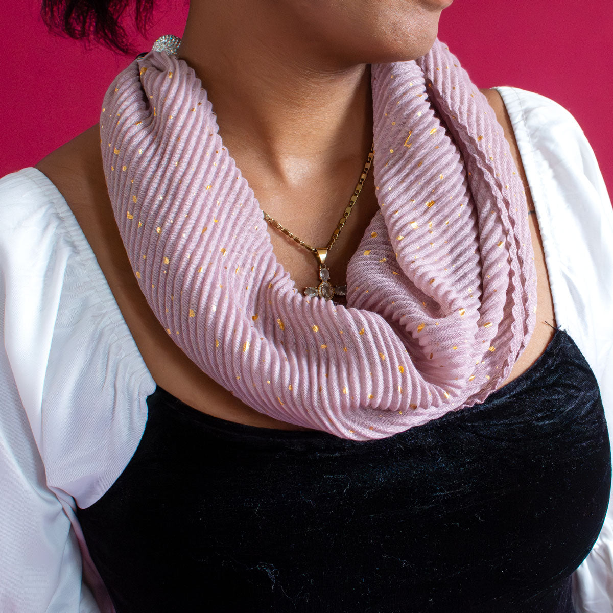 Cosy Checked Magnetic Scarf