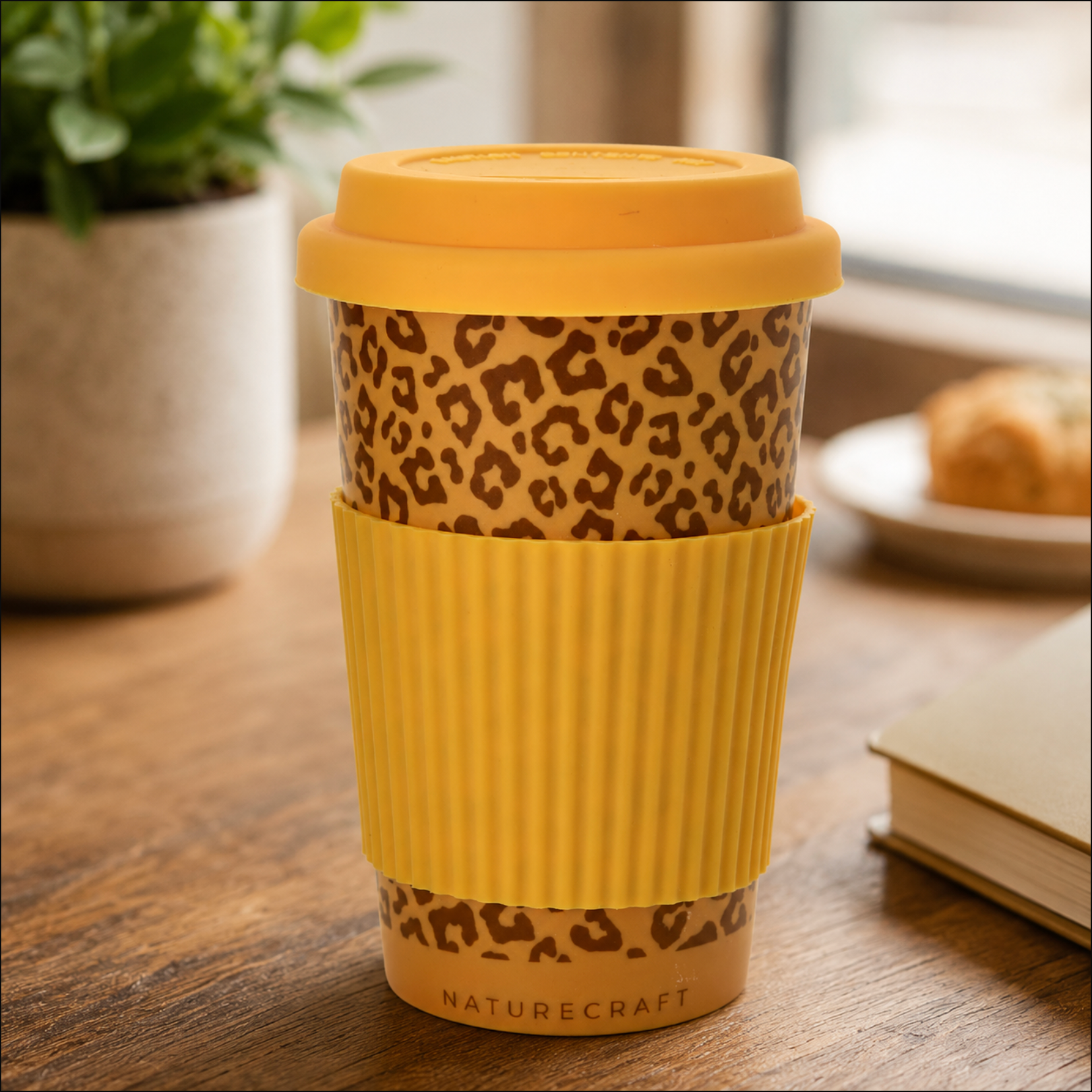 Wildlife-inspired travel mug for animal lovers