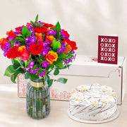 Gift of the Month – Choco berry Cream Cake 1 kg & Mixed Bouquet