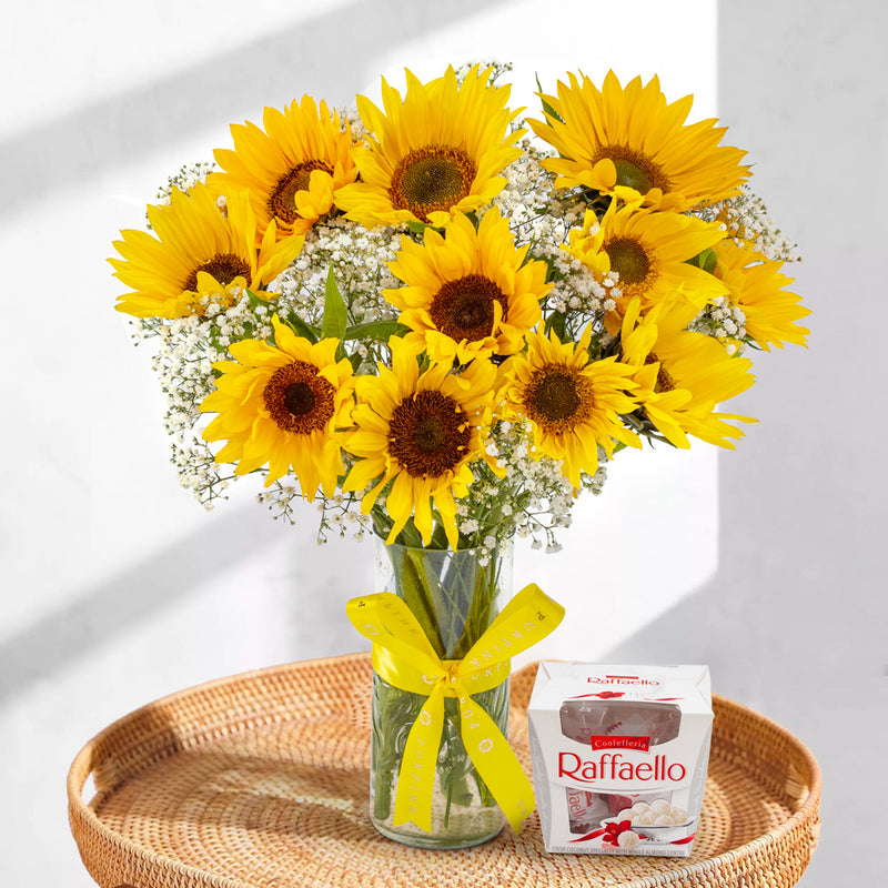 Honey Bunch Sunflower Bouquet X Raffaello T15