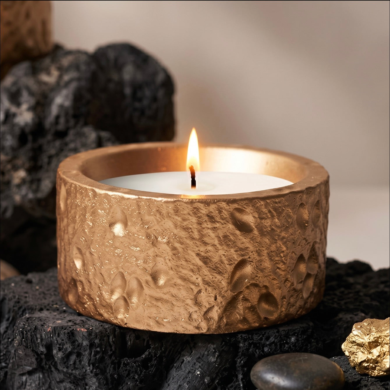 Luxury Chrome Soy Wax Scented Candle – 70g Ceramic Candle Jar