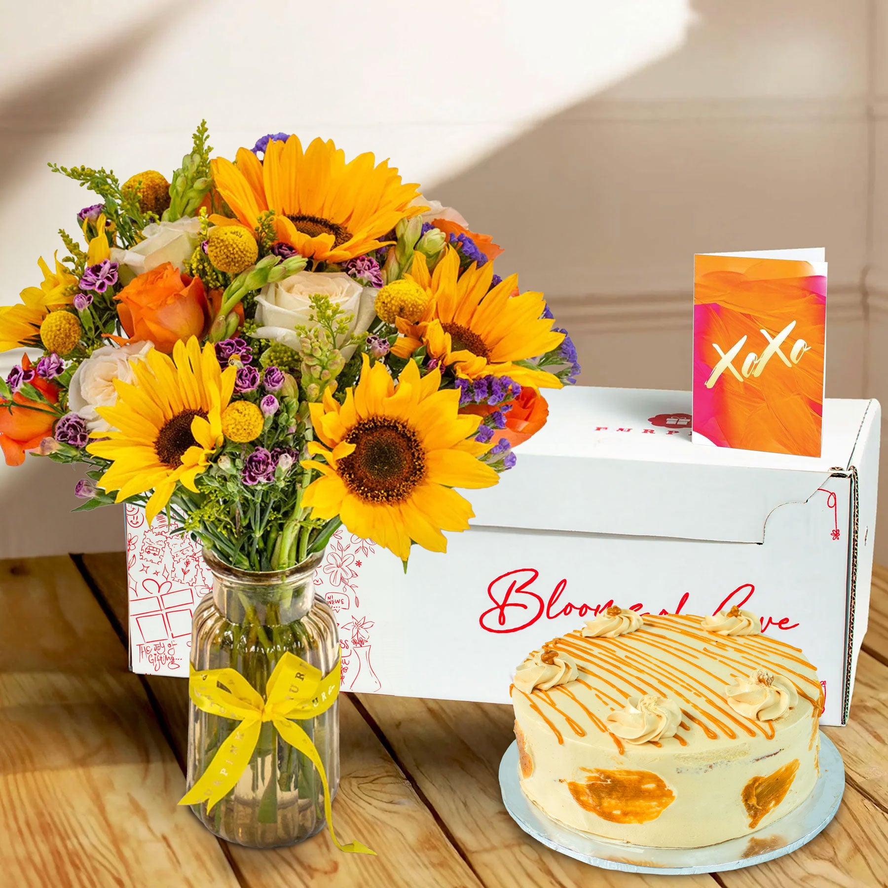 August Gift Of The Month – Vanilla Butter Scotch Cake & Aelia Gift Set