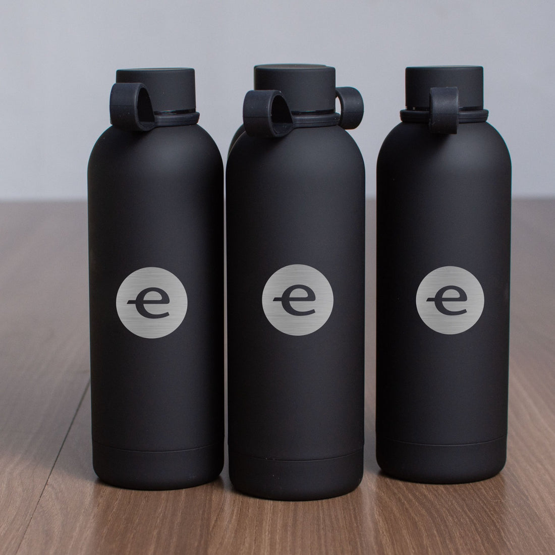 <strong>Matte Finish Water Bottle, 500ml</strong>