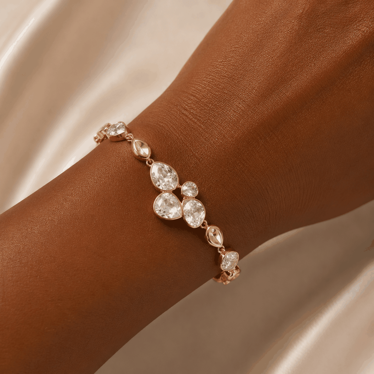 The Lauren Bracelet – 18k Gold Plated – Clear