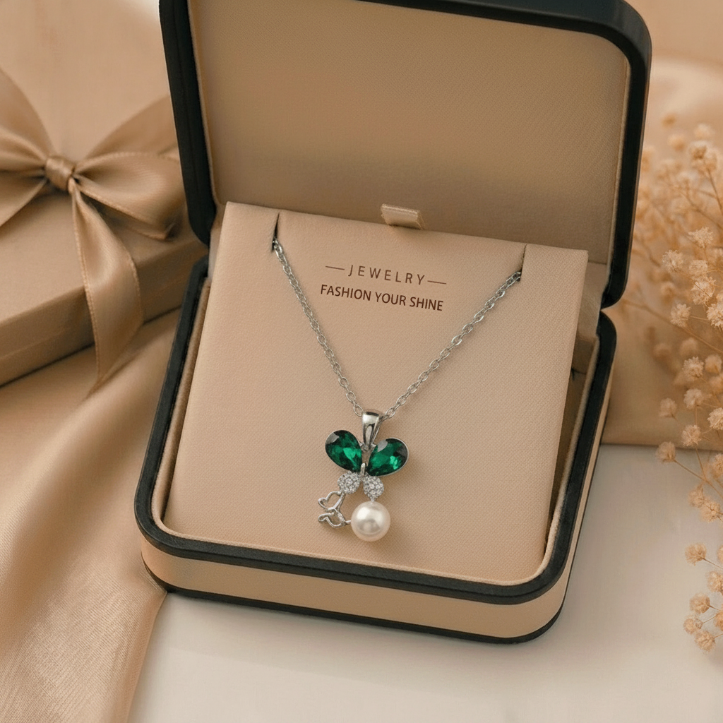 Crystal_Butterfly_Pendant_Necklace_blue - Box