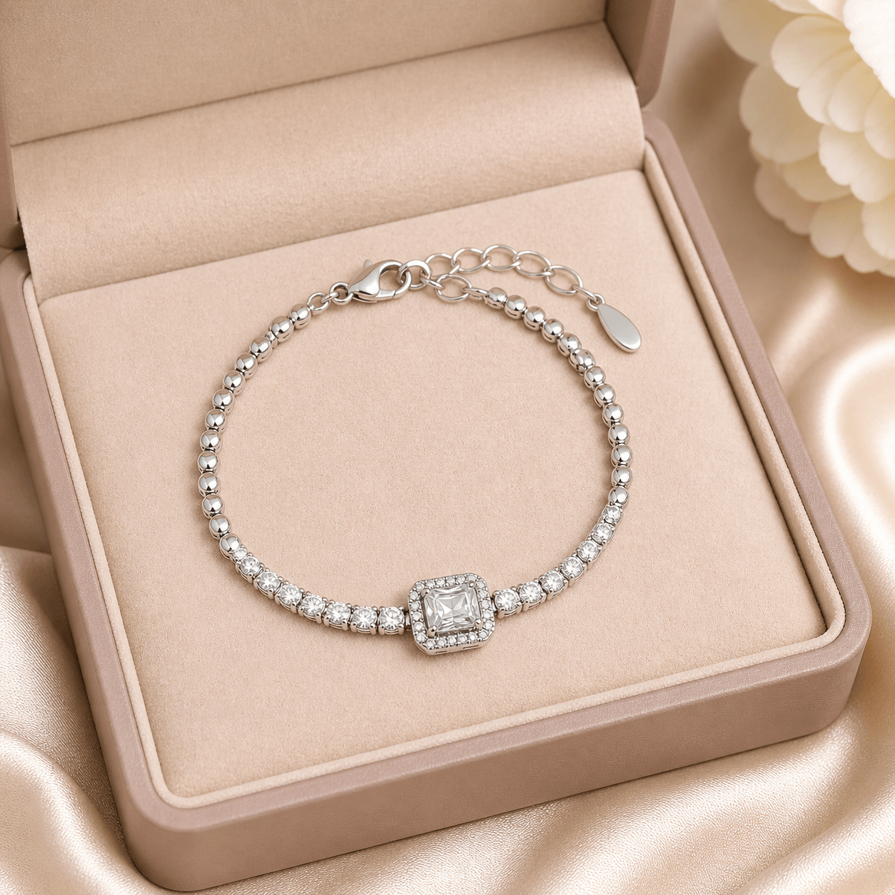 The Clara Bracelet – Silver Plated – Clear