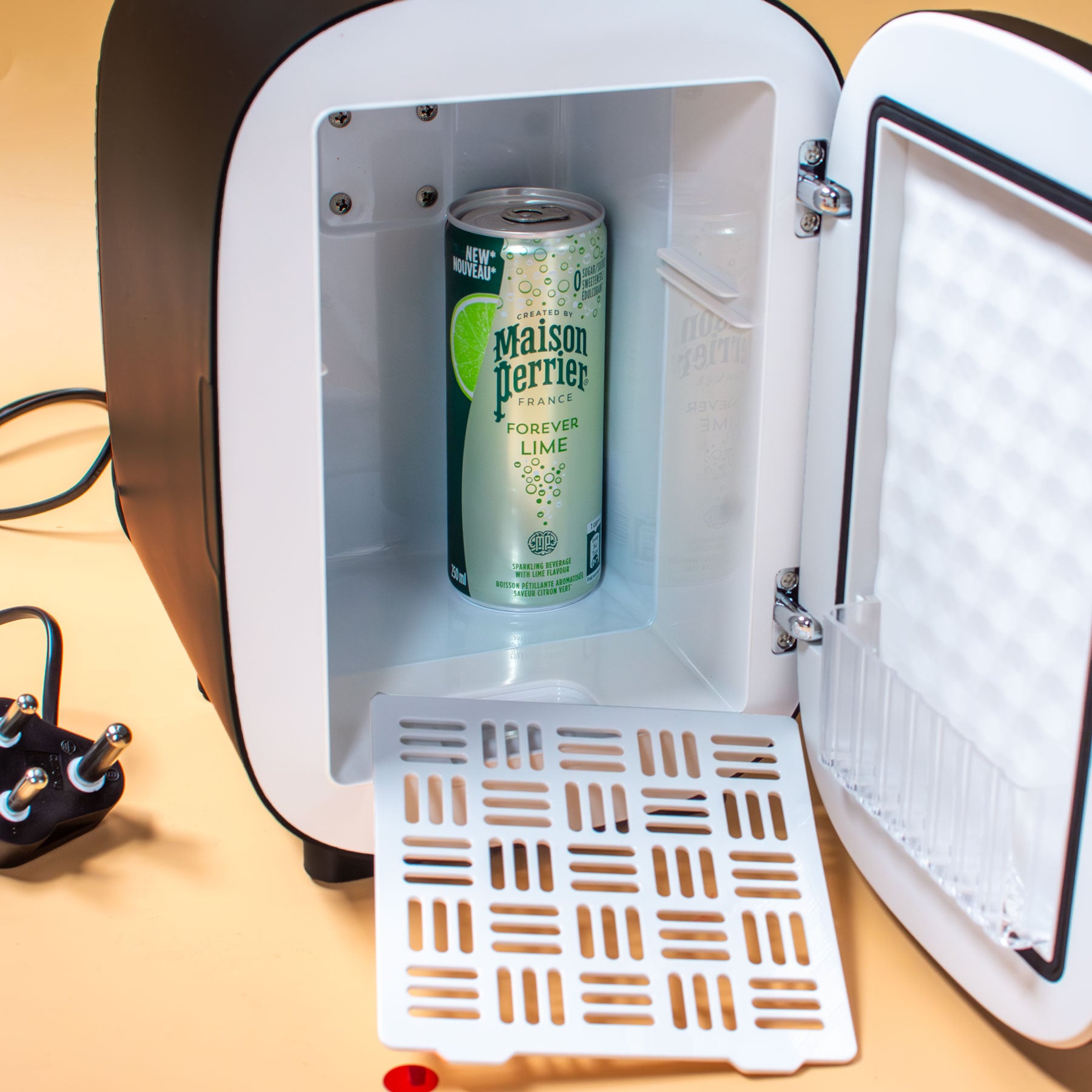 Serendipio Cold Brew 4L Desk Fridge – Retro Mini Fridge