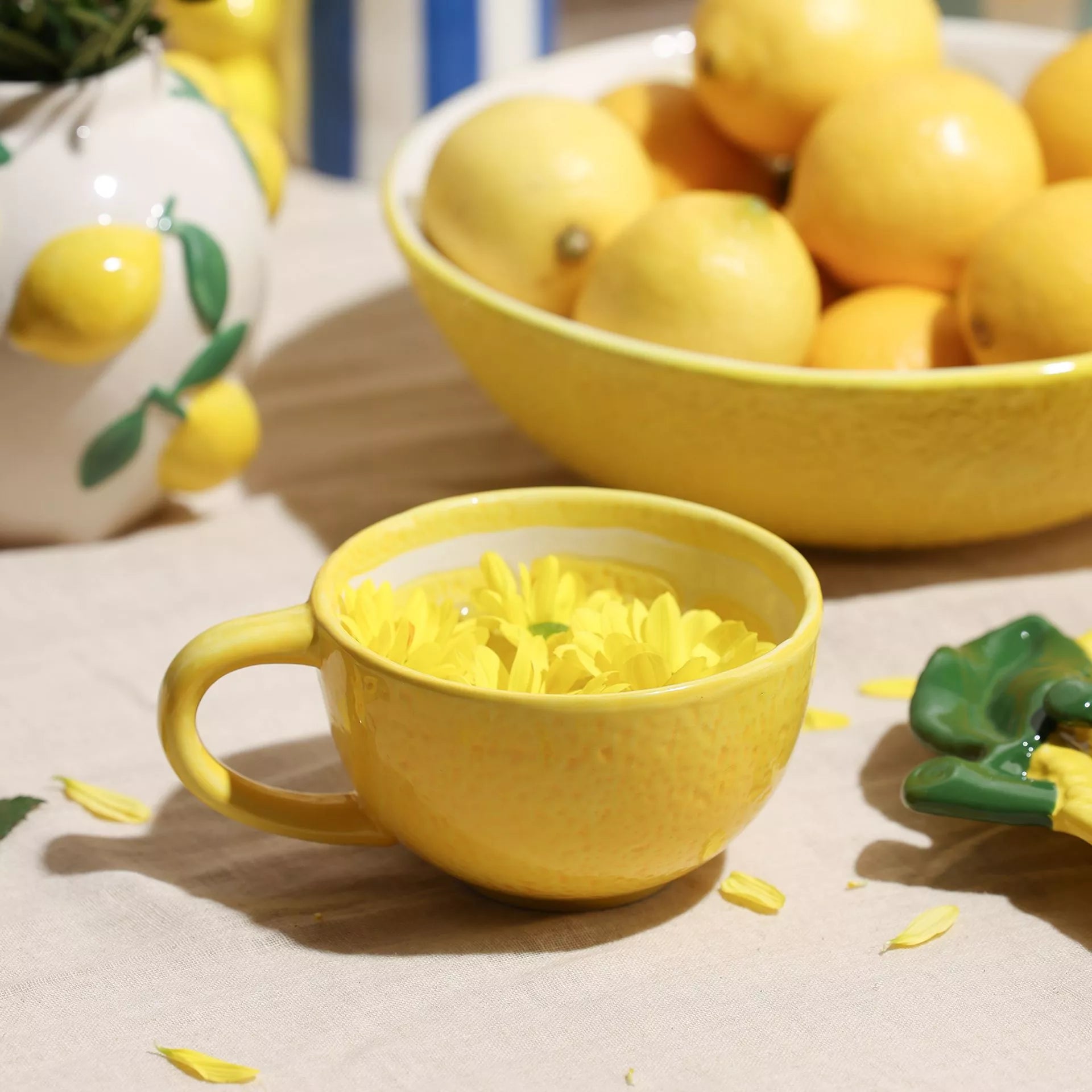 Hestia Lemon Slice Mug