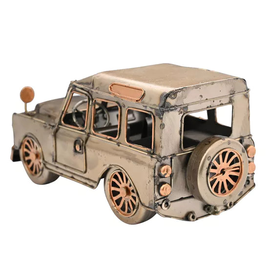 Harvey Makin Ornament Car