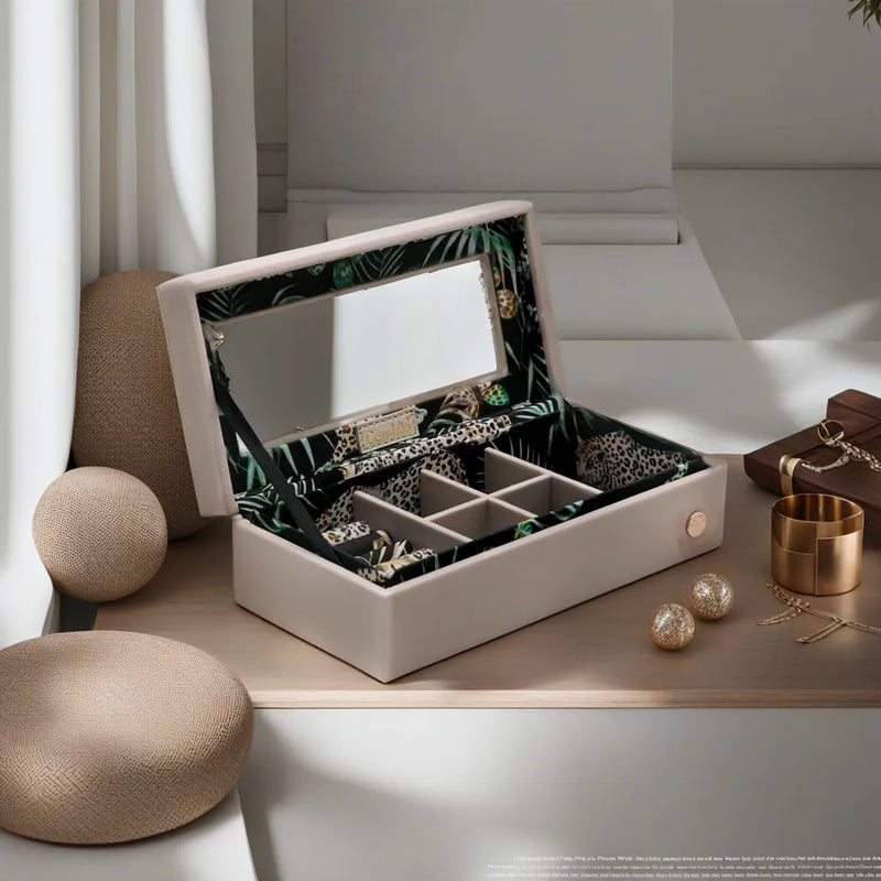 Catchmere Small Jewellery Display Box
