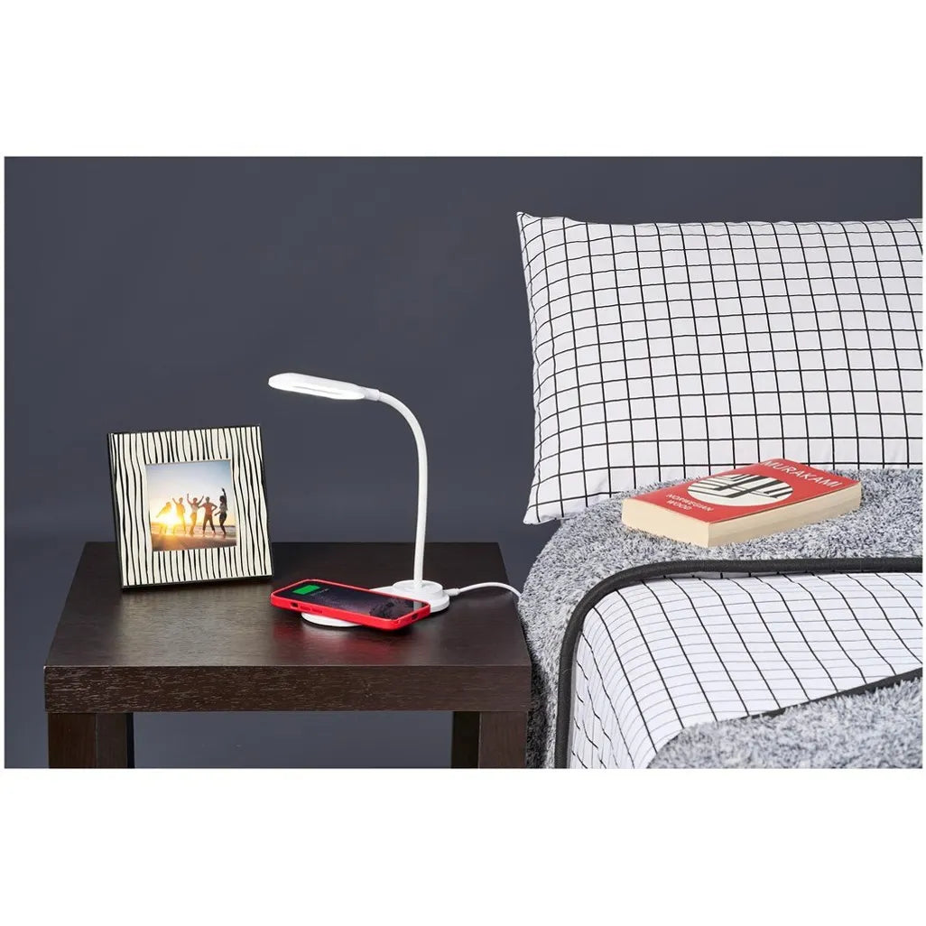 Swiss Cougar Doha Wireless Charger & Desk Lamp- SW