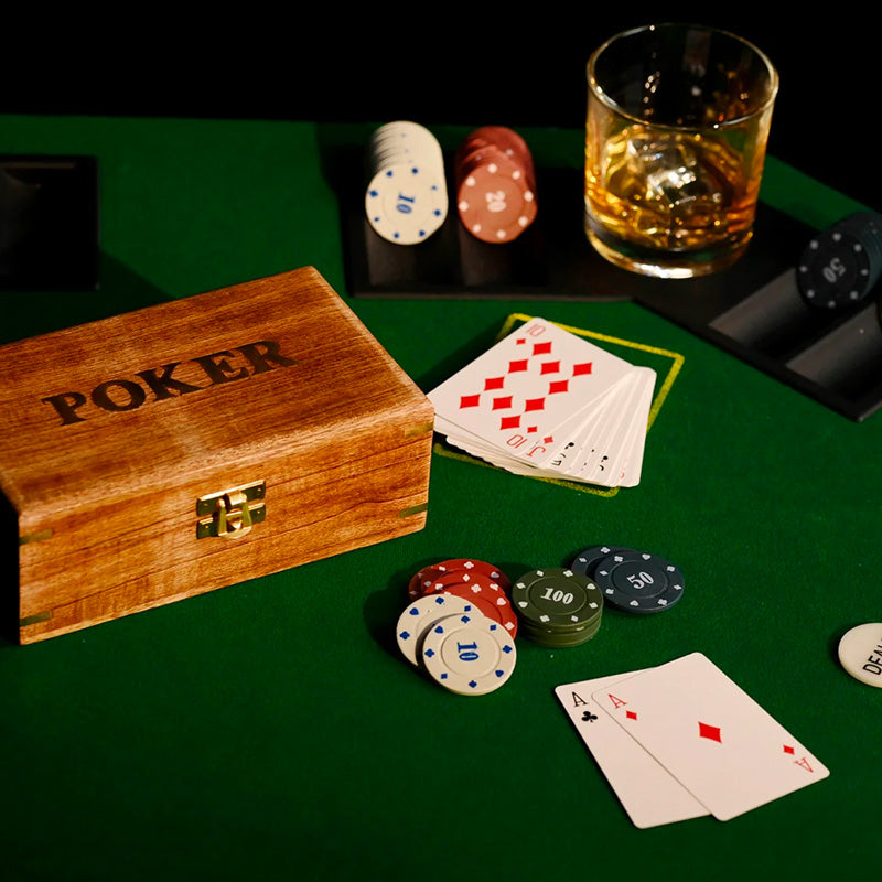 Harvey Makin Wooden Poker Set