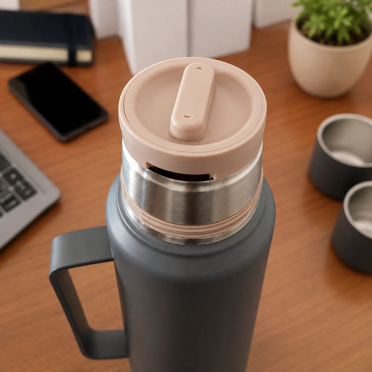 The Ashstone Thermo Flask Set- 1.2l