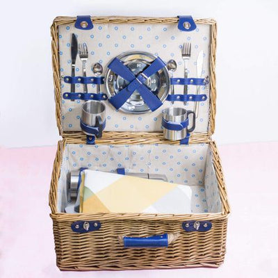 Executive Willow Picnic Basket For Two with Blanket