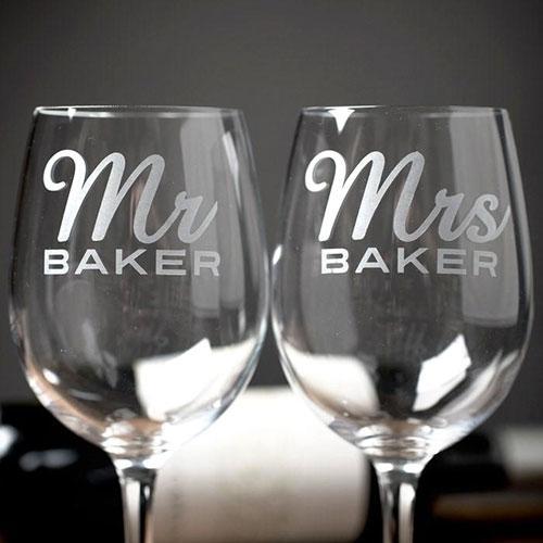 Personalised  Mr & Mrs Set Of 2 Wine Glasses